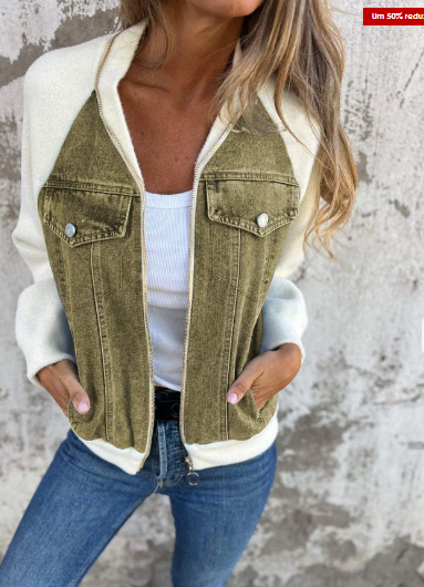 CM | chaqueta moderna con vaqueros