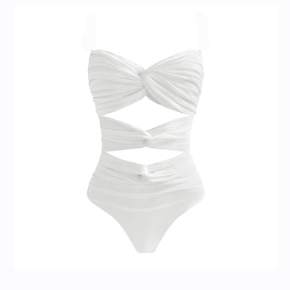 Casually Bikini With a Refined Edge