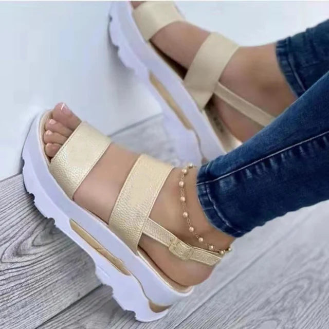 KL | Sandalias de tiras con plataforma
