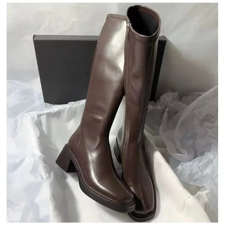 Botas ortopédicas de sujeción y a la moda