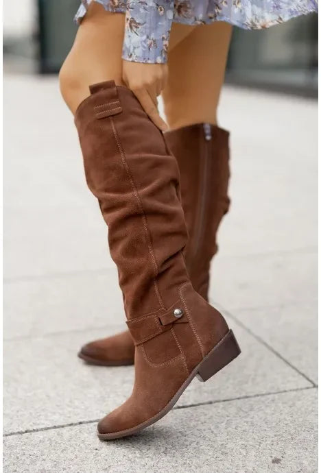Botas ortopédicas de sujeción y a la moda