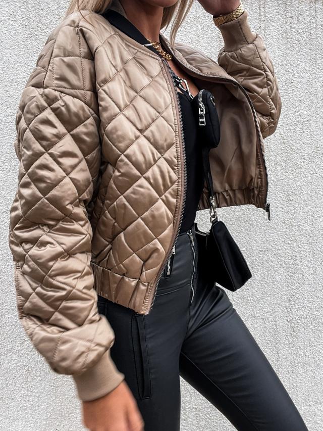 Chaqueta de diseño clásico