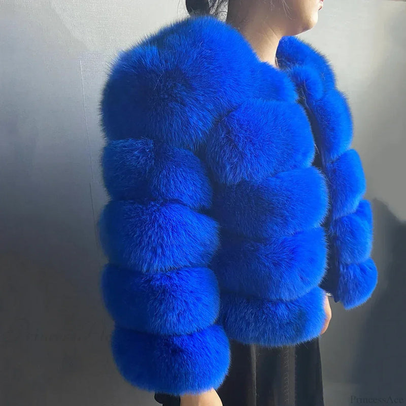 Abrigo de diseño clásico