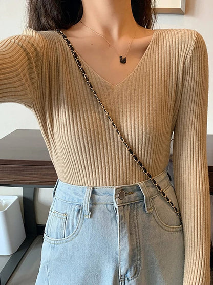 CM | Jersey básico de punto con cuello en V