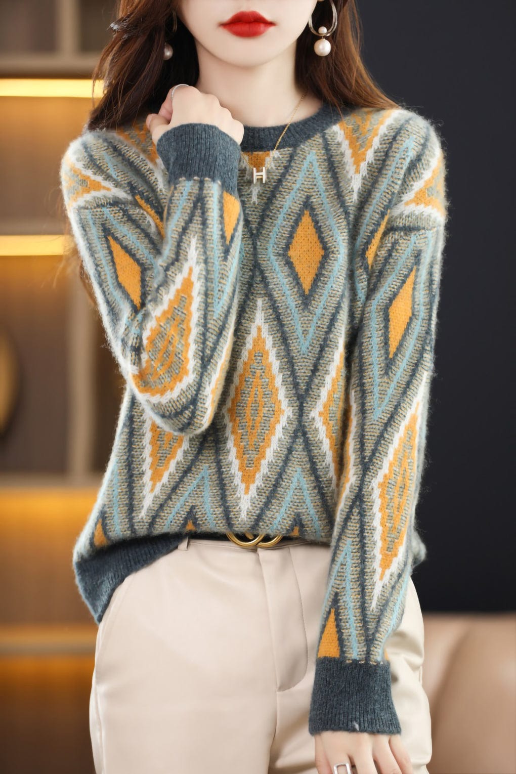 CM | Jersey de punto con cuello redondo 2024