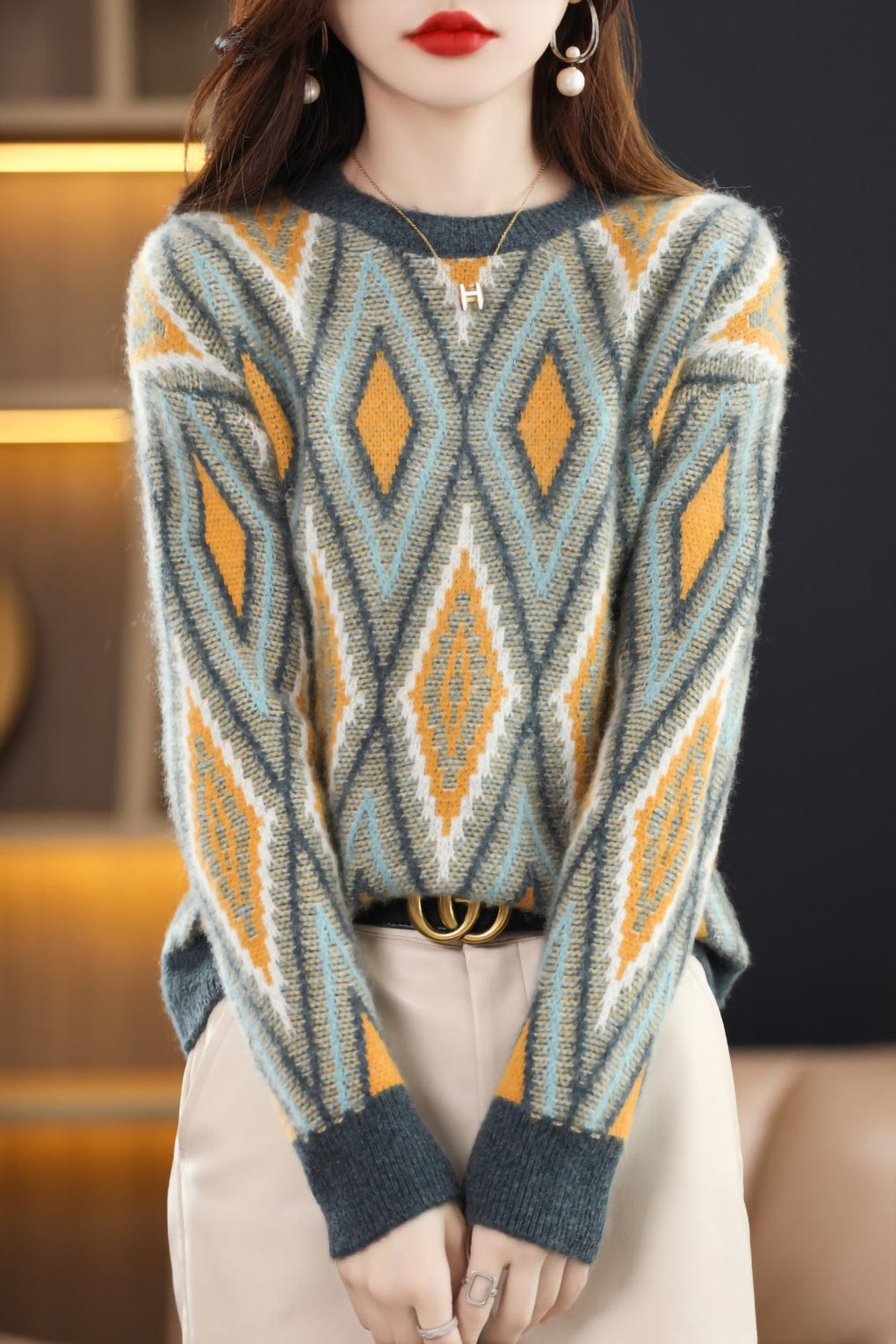 CM | Jersey de punto con cuello redondo 2024