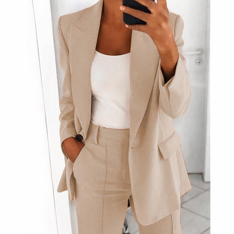 CM | Conjunto blazer con chaleco y pantalón