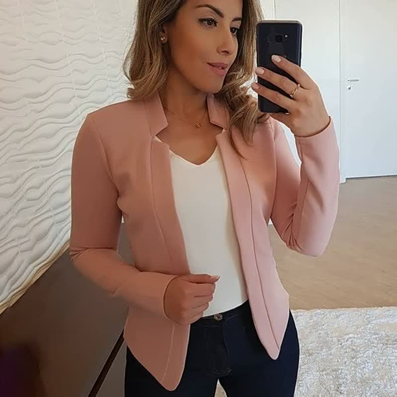 CM | ElegantBlazer™: Chic al otro lado de la calle