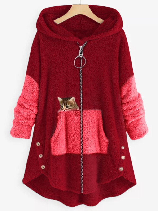 Abrigo polar con capucha, paneles colorblock y bolsillo bordado con gatito