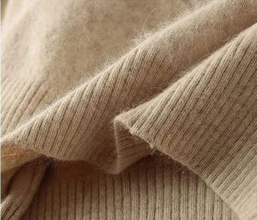 CM | Jersey de punto suave con cuello alto