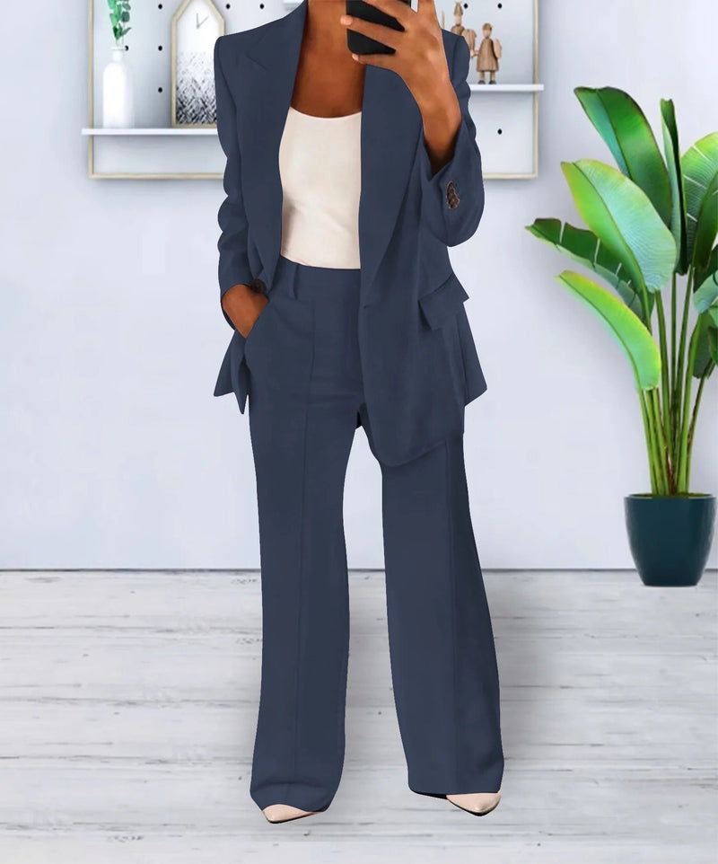 CM | Chaqueta y pantalón de señora